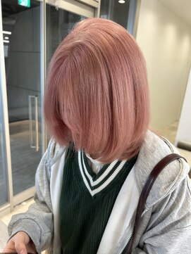 ロンドルピナス 小倉(Lond Lupinus) ミディアムレイヤーカット/似合わせカット/大人ガーリー/20代