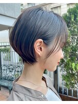 ハルキミナト メゾン(HM MAISON)&nbsp;30代40代50代耳かけショート前髪なしハンサムショートカット