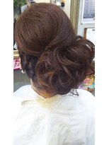 レヴィーマム(Revie mum)&nbsp;キレイめヘアセット