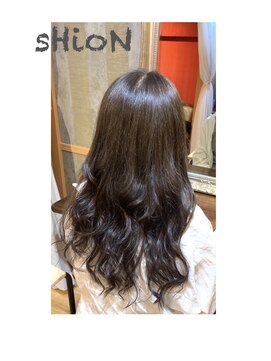 シオン(sHioN) カラー