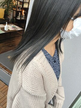 ラニス ヘア(Lanis hair) 透明感たっぷりオリーブグレージュ