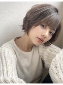 大人可愛い小顔ひし形ショートダークアッシュ新宿