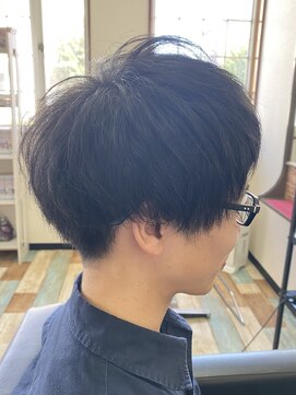 ハピネス(Happiness) 刈り上げマッシュ