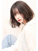 c4ゆるふわカールが大人かわいい色っぽボブ　ウェット感