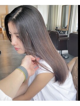 ミント 鳳(Mint.) 20代 30代 40代 ロング セミウェットウェーブオリーブカラー