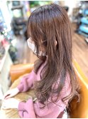 流行りの韓国風前髪&白髪ピンクカラー