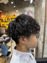 カーニー 上野(kearny) ツイストスパイラルパーマ波巻きパーマメンズマッシュパーマ