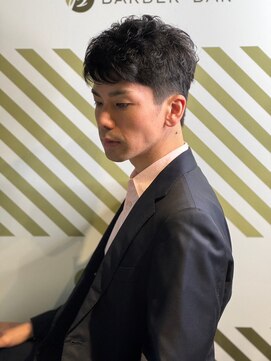 バーバーバー アカバネ(BARBER-BAR AKABANE) 働く男の黒髪ショート ビジネスマン/スーツに合う/清潔感#1