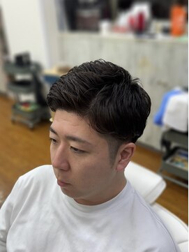 ヒーロー(HERO) 【バーバーの技!癖毛風アイロンパーマ】30代/40代