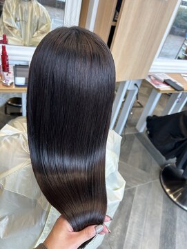 スプリング ウシワカマル(SPRING@ushiwakamaru) BIKAKUストレート◎