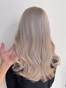 ミニョン(mignon) 韓国/ダブルカラー/ブリーチ/ピンク/学割U24/新越谷/南越谷/草加