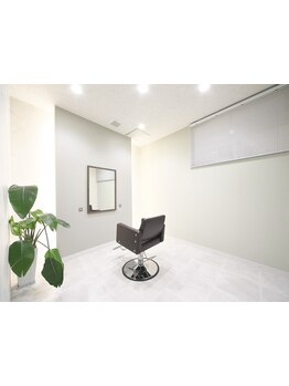 一人ひとりの悩みに寄り添った丁寧なカウンセリングと施術で、あなたの理想のスタイルを叶えます♪