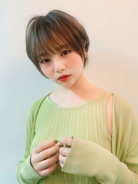 モナバイルーブル(MONA by Louvre) 【MONA】ハイトーンカラー/透明感/小顔ショート/ミルクティー