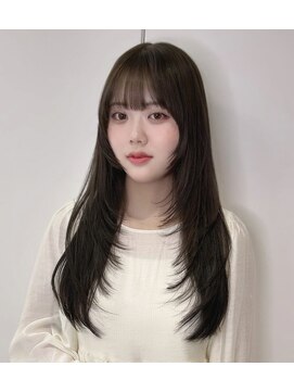 クム(kumu) 韓国へア/レイヤー/顔周り/ボブ/透明感カラー