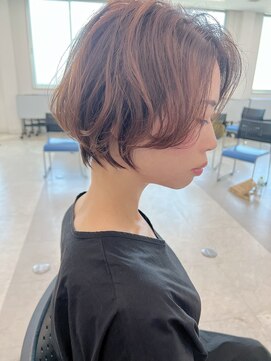 メモリーズ 銀座(Memories) 品よく軽やか、大人のショートボブ。加藤