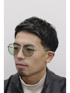 テーパーフェードショート