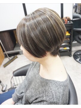 ヘアテリア リュウ 大塚(hair teria ryu) ハイライト/ミルクティベージュ/ショートボブ