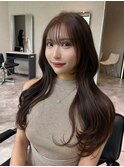 シースルーバング×低めレイヤーのくびれヘア