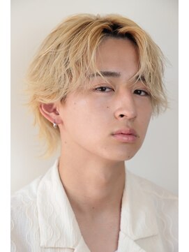 ブリランチン アイチダイガクマエ(Brilliantine Aichidaigakumae) ハイトーンラフセンターパート