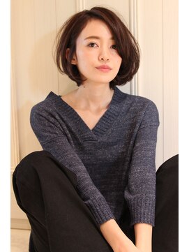 レウナ 外苑前(Reuna) 【30代40代】大人女性に人気なシルエットボブ