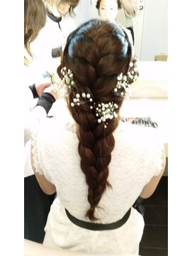 ウルプラスアイ(URU+ai) ２次会ヘアー