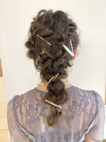 リリィ ヘアデザイン(LiLy hair design) 花冠　編みおろしヘアアレンジ