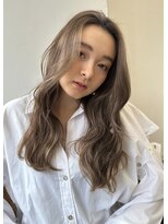 ベイルーム(BAYROOM by HONEY omotesando)&nbsp;大人可愛い20代30代さらさらロング×ミルクグレージュ