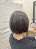 ショートボブ
