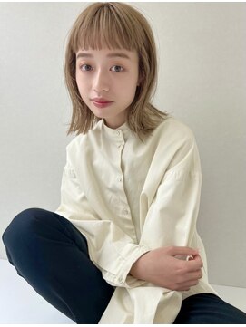 ソヨン 本陣店(SOYON) 肩下外ハネ レイヤー オン眉  ボブ