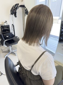 グリ(GRIS) ブリーチ数回複雑履歴/ハイダメージ毛でもこの仕上がり