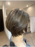 ショートボブxバレイヤージュカラー