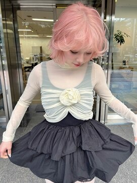 ペレ 梅田(PELE) イメチェン/ホワイトブロンド/外ハネボブ/美髪/梅田