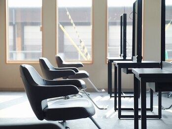 ロルド シェリ(Rold Cheri)の写真/【個室、キッズルーム有】高岡の人気サロンが広々とした店内にパワーアップしてリニューアルオープン★