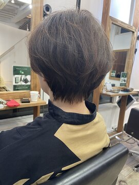 ハーツ(Heart's) 白髪ぼかし/イメチェンヘアスタイル/前髪カタログ/ショートボブ
