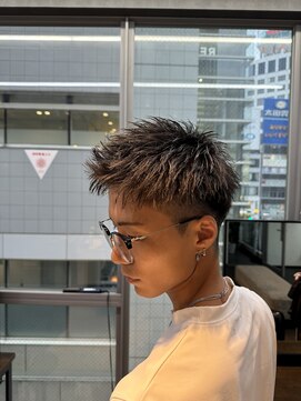 MEN’S HAIR/アップバングショート