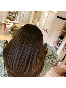 アットティー 金沢文庫(at tee...) 【エアータッチ】バレイヤージュ☆