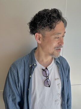 リノア 鵠沼海岸(LINOA) シャドウパーマ/スペインカール/サーフカール/フェード/ツイスト