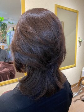 ヘアー リーフ(Hair Leaf) ウルフレイヤー