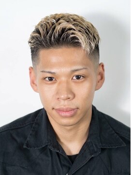 プレミアムバーバー 赤坂店(PREMIUM BARBER produce by HIRO GINZA) スキンフェード×ブリーチ