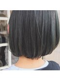 グリーングレー3Dカラーでモードなミニマムボブ