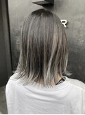 ホワイトグレイヤージュ