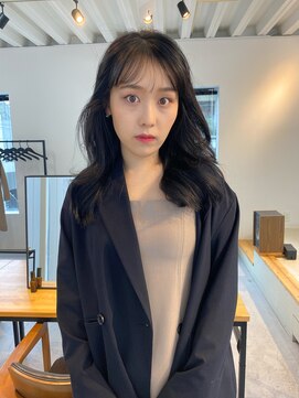 モイシェン(mauschen) 韓国風ミディアムロングヘア＊