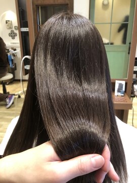 ブランシェ神領店 柔らかナチュラル☆髪質改善ストレート☆《高橋》