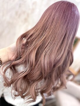 ラビス 浦和(Lovis) 魅力倍増カール/セミディ/シアーカラー/ダークアッシュ/姫カット