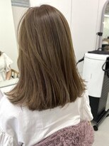 リル(re'll)&nbsp;《花屋併設》ベージュカラー［酸性ストレート/ヘアセット］