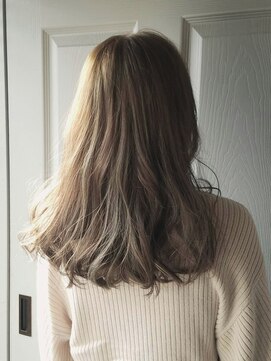 エイト オキナワ 沖縄新都心店(EIGHT okinawa) お客様スタイル_ハイライトグレージュ