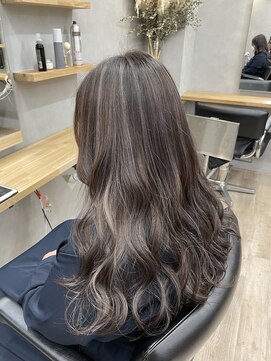 ノアル(NOAHL) G 全頭ハイライト