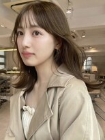 トイ(TOI)&nbsp;ミディアムフェイスレイヤー/グレージュ/シースルーバング