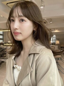 トイ(TOI) ミディアムフェイスレイヤー/グレージュ/シースルーバング