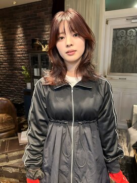 トレンチ(TRENCH) レイヤー 顔まわり ブラウン ウルフ 前髪